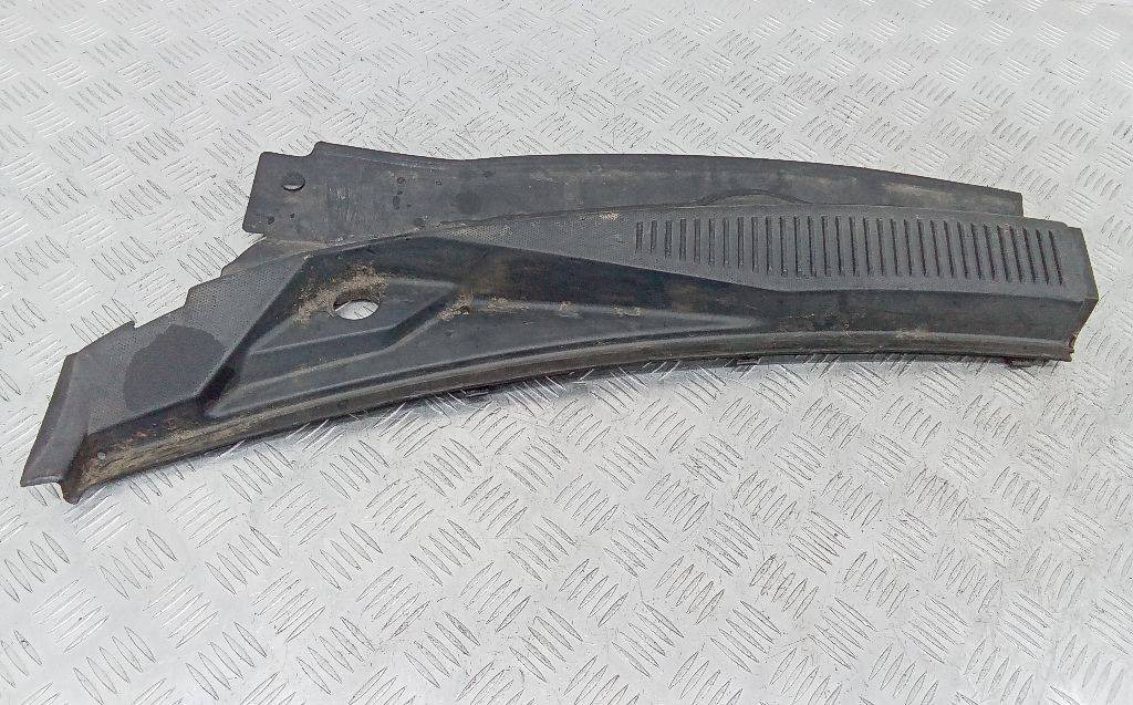 Дождевик Jeep Grand Cherokee WK 2007 55156853AG - Аэродинамика/ Спойлеры для Легковых автомобилей: фото 2 Дождевик Jeep Grand Cherokee WK 2007 55156853AG - Аэродинамика/ Спойлеры для Легковых автомобилей: фото 2