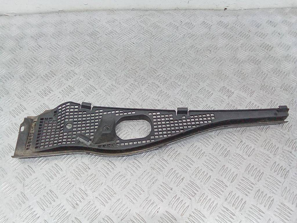 Дождевик Renault Duster 1 (2010 - 2015) 8200294316 - Аэродинамика/ Спойлеры для Легковых автомобилей: фото 2 Дождевик Renault Duster 1 (2010 - 2015) 8200294316 - Аэродинамика/ Спойлеры для Легковых автомобилей: фото 2