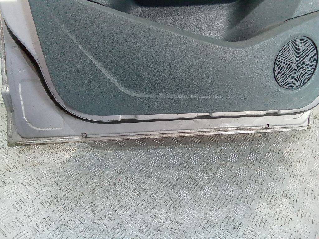 Дверь передняя левая Ford C-Max 2 2010 - Дверь и запчасти для Легковых автомобилей: фото 4 Дверь передняя левая Ford C-Max 2 2010 - Дверь и запчасти для Легковых автомобилей: фото 4