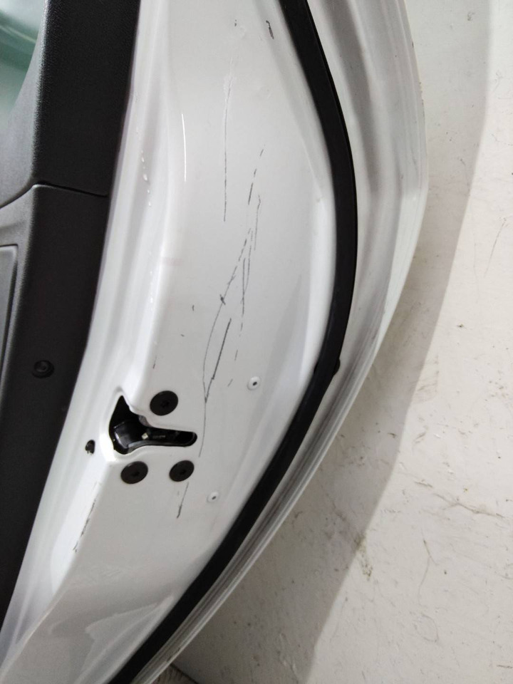 Дверь и запчасти для Легковых автомобилей Дверь задняя правая Renault Megane 3 2-й рест.: фото 9 Дверь и запчасти для Легковых автомобилей Дверь задняя правая Renault Megane 3 2-й рест.: фото 9