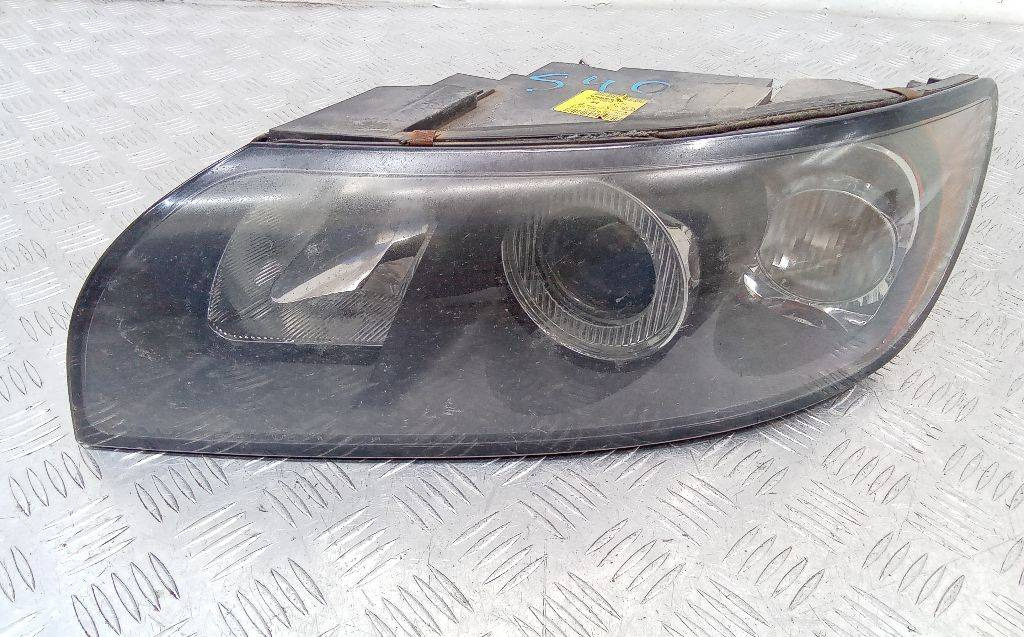 Фара левая Volvo S40 2 2004 30698873 - Свет/ Освещение для Легковых автомобилей: фото 1 Фара левая Volvo S40 2 2004 30698873 - Свет/ Освещение для Легковых автомобилей: фото 1