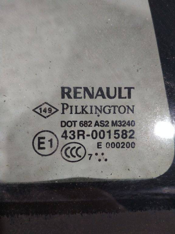 Форточка двери задней правой Renault Laguna 3 2007 - Стекло и запчасти для Легковых автомобилей: фото 2 Форточка двери задней правой Renault Laguna 3 2007 - Стекло и запчасти для Легковых автомобилей: фото 2