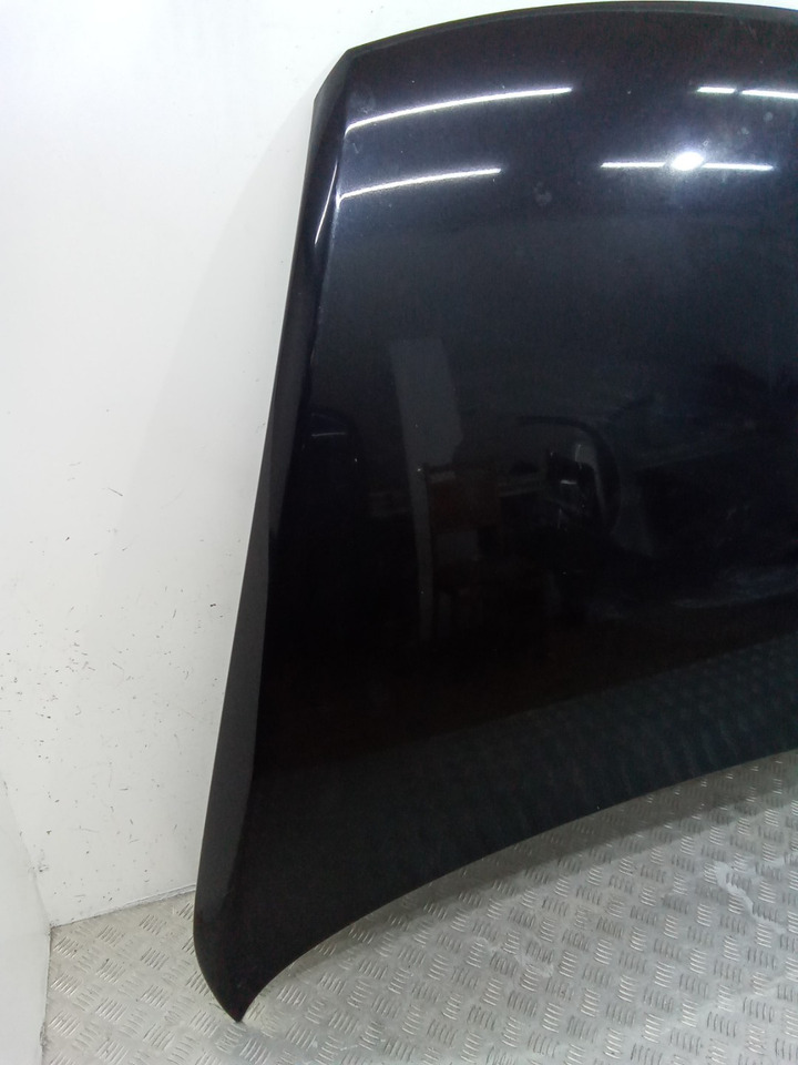 Капот Volkswagen Touareg 1 2007 - Капот для Легковых автомобилей: фото 5 Капот Volkswagen Touareg 1 2007 - Капот для Легковых автомобилей: фото 5