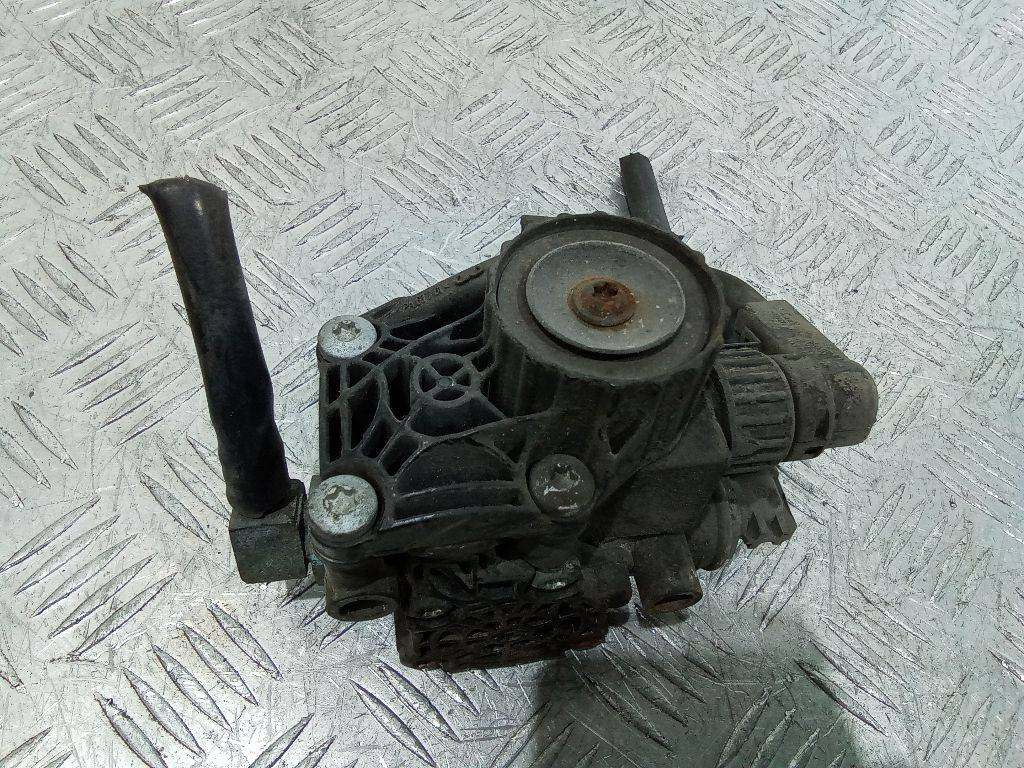 Кран ABS Mercedes-Benz Atego 1 2005 5801476698 - Детали тормозной системы для Грузовиков: фото 2 Кран ABS Mercedes-Benz Atego 1 2005 5801476698 - Детали тормозной системы для Грузовиков: фото 2
