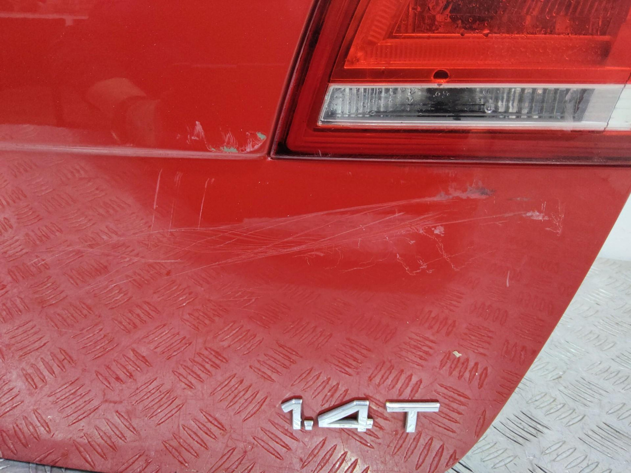 Дверь и запчасти для Легковых автомобилей Крышка багажника Audi A3 8P 2-й рест. 2009: фото 10 Дверь и запчасти для Легковых автомобилей Крышка багажника Audi A3 8P 2-й рест. 2009: фото 10