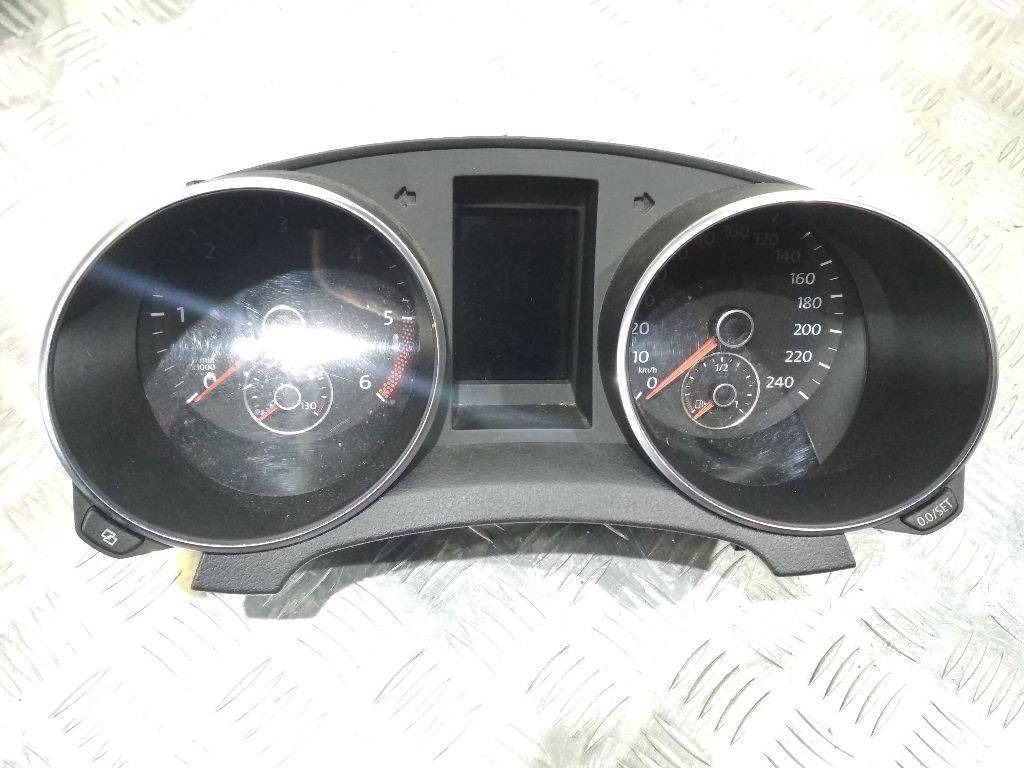 Панель приборов (щиток) Volkswagen Golf 6 2010 - Электрическая система для Легковых автомобилей: фото 1 Панель приборов (щиток) Volkswagen Golf 6 2010 - Электрическая система для Легковых автомобилей: фото 1