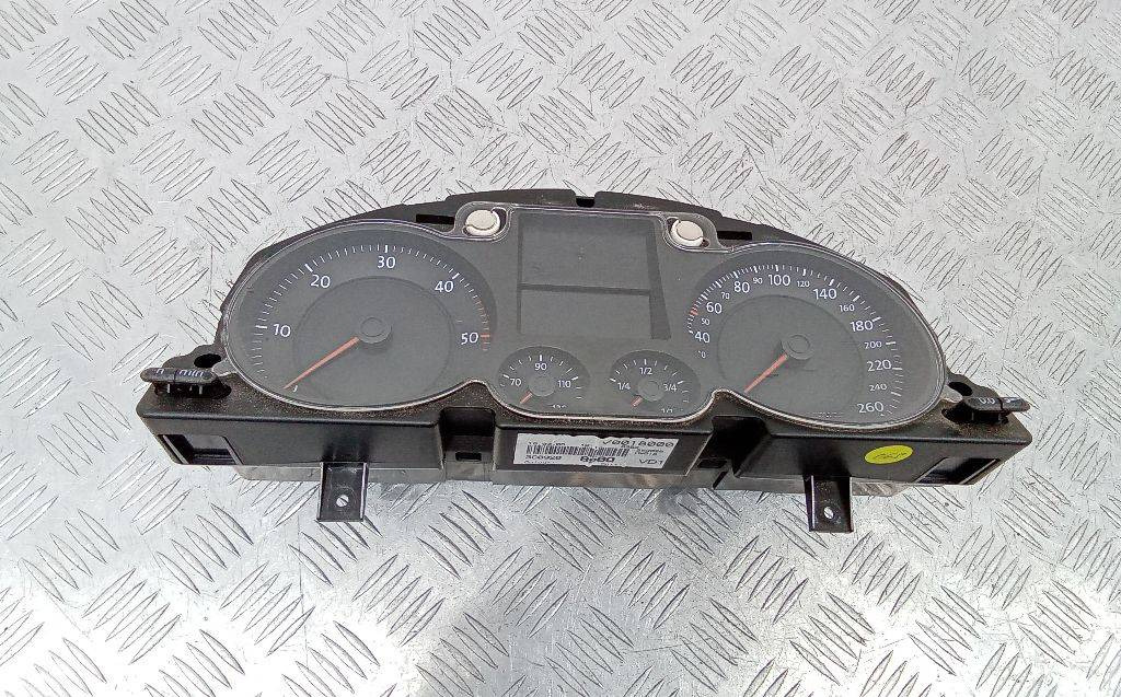 Панель приборов (щиток) Volkswagen Passat B6 2005 - Электрическая система для Легковых автомобилей: фото 3 Панель приборов (щиток) Volkswagen Passat B6 2005 - Электрическая система для Легковых автомобилей: фото 3