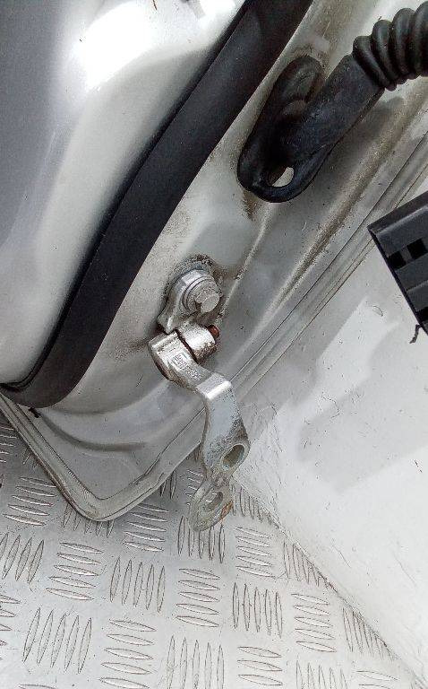 Петля двери Ford C-Max 1 рест. 2008 3M51R22811AH - Кузов и экстерьер для Легковых автомобилей: фото 1 Петля двери Ford C-Max 1 рест. 2008 3M51R22811AH - Кузов и экстерьер для Легковых автомобилей: фото 1