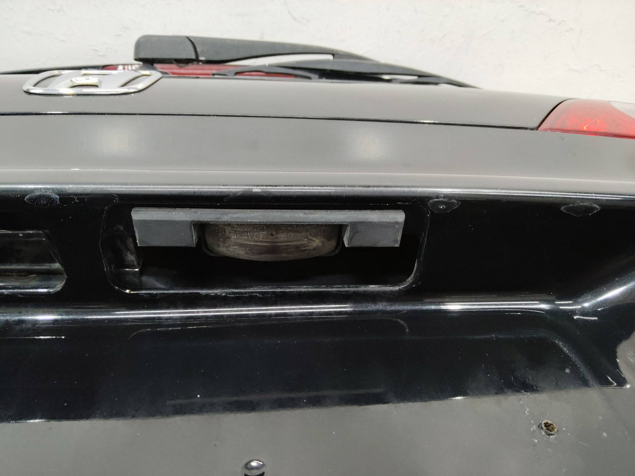 Подсветка номера Honda Accord 7 2006 - Дверь и запчасти для Легковых автомобилей: фото 1 Подсветка номера Honda Accord 7 2006 - Дверь и запчасти для Легковых автомобилей: фото 1
