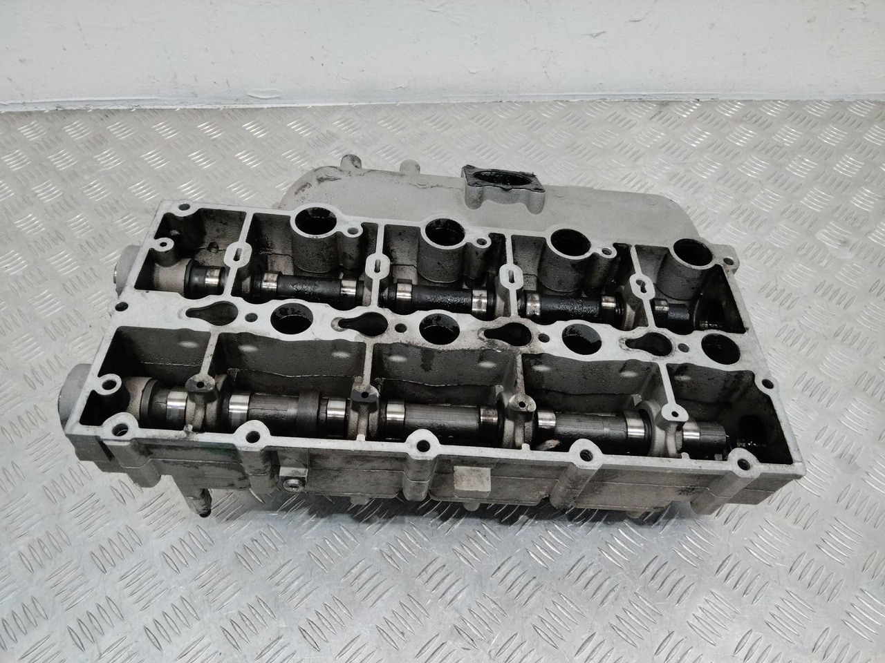 Постель распредвала Jeep Cherokee KJ 2007 - Блок цилиндров для Легковых автомобилей: фото 1 Постель распредвала Jeep Cherokee KJ 2007 - Блок цилиндров для Легковых автомобилей: фото 1
