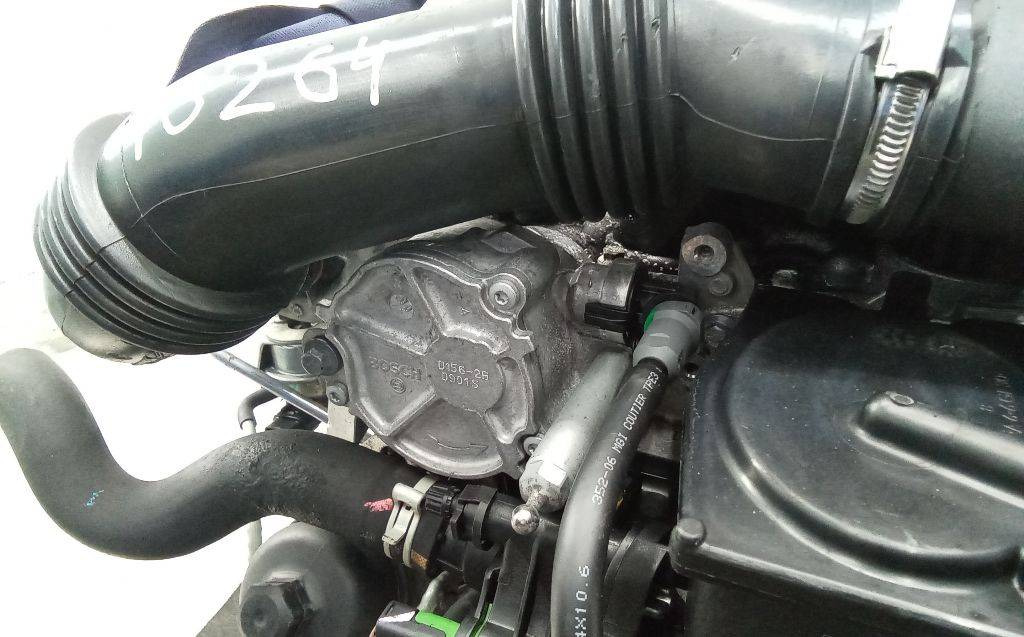 Вакуумный насос Peugeot 207 1 2007 - Двигатель и запчасти для Легковых автомобилей: фото 2 Вакуумный насос Peugeot 207 1 2007 - Двигатель и запчасти для Легковых автомобилей: фото 2