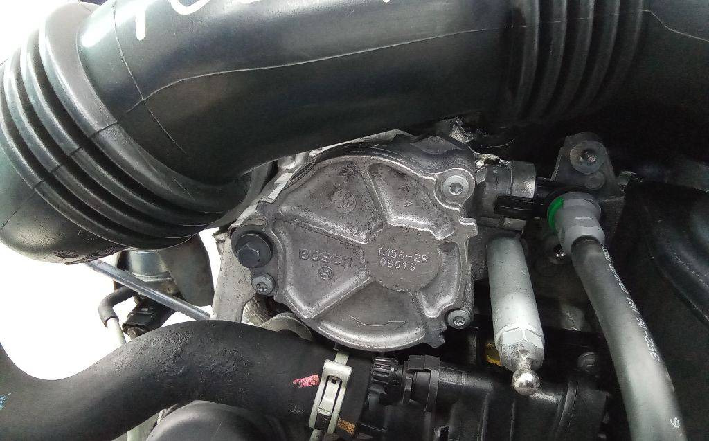 Вакуумный насос Peugeot 207 1 2007 - Двигатель и запчасти для Легковых автомобилей: фото 1 Вакуумный насос Peugeot 207 1 2007 - Двигатель и запчасти для Легковых автомобилей: фото 1