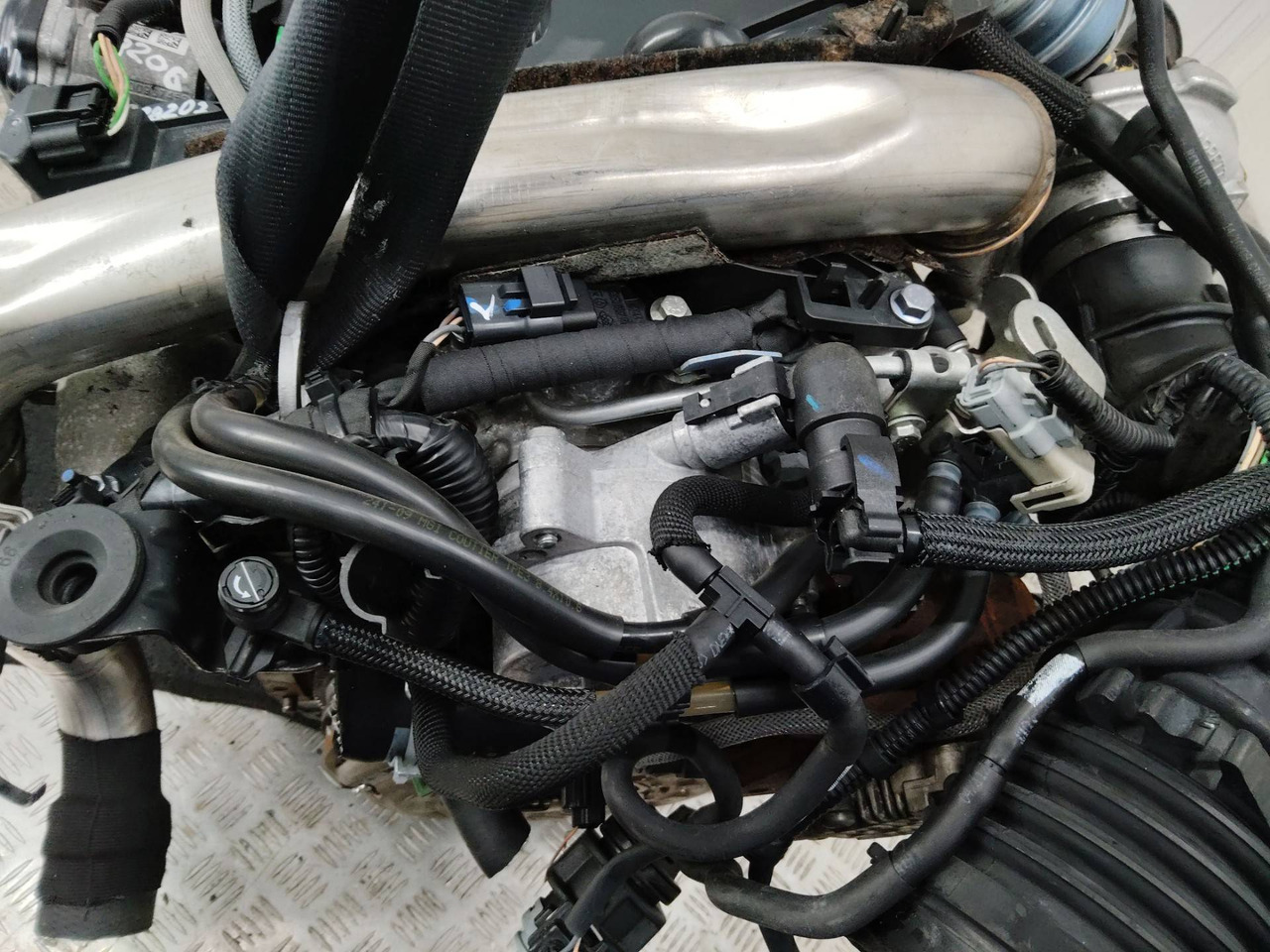 Вакуумный насос Renault Laguna 3 2009 8200934880 - Двигатель и запчасти для Легковых автомобилей: фото 2 Вакуумный насос Renault Laguna 3 2009 8200934880 - Двигатель и запчасти для Легковых автомобилей: фото 2