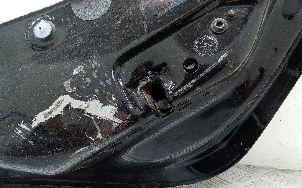 Замок двери задней правой Peugeot 2008 1 рест. - Дверь и запчасти для Легковых автомобилей: фото 1 Замок двери задней правой Peugeot 2008 1 рест. - Дверь и запчасти для Легковых автомобилей: фото 1