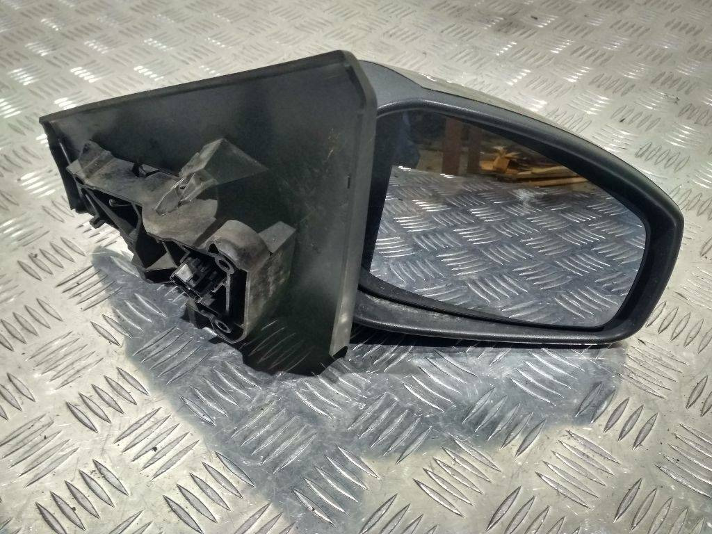 Зеркало наружное правое Renault Megane 3 2011 - Зеркало заднего вида для Легковых автомобилей: фото 2 Зеркало наружное правое Renault Megane 3 2011 - Зеркало заднего вида для Легковых автомобилей: фото 2