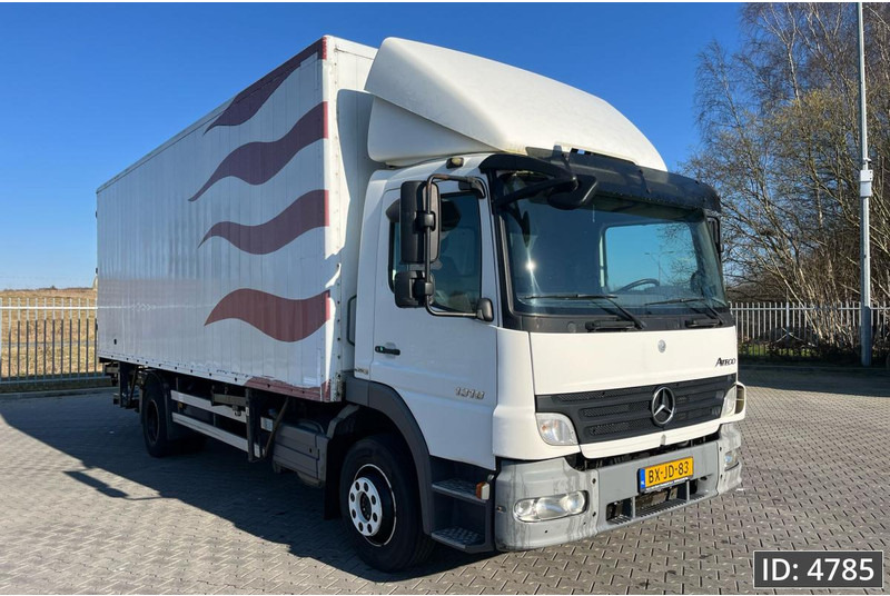 Mercedes-Benz Atego 1318 Day Cab, Euro 5, BDF / EPS automatic / DHOLLANDIA 2000KG - Грузовик-контейнеровоз/ Сменный кузов: фото 4 Mercedes-Benz Atego 1318 Day Cab, Euro 5, BDF / EPS automatic / DHOLLANDIA 2000KG - Грузовик-контейнеровоз/ Сменный кузов: фото 4