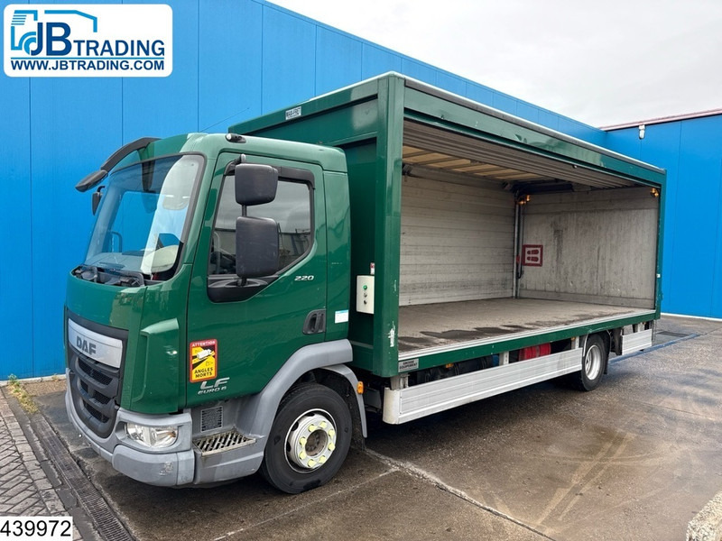 DAF LF 220 EURO 6, Manual, Palfinger - Грузовик с закрытым кузовом: фото 1 DAF LF 220 EURO 6, Manual, Palfinger - Грузовик с закрытым кузовом: фото 1