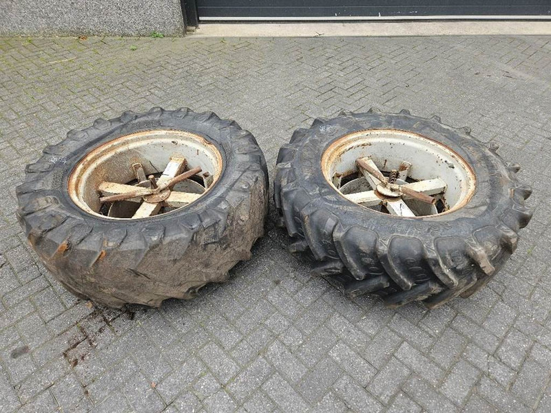 Ahlmann AZ150-Pirelli 440/65R28-Dual wheels/Doppelräder - Шины и диски для Строительной техники: фото 1 Ahlmann AZ150-Pirelli 440/65R28-Dual wheels/Doppelräder - Шины и диски для Строительной техники: фото 1