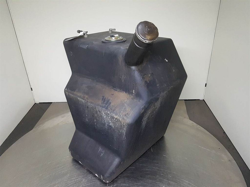 Ahlmann AZ150E-4100050A-Fuel tank/Kraftstofftank/Tank - Рама/ Шасси для Строительной техники: фото 1
