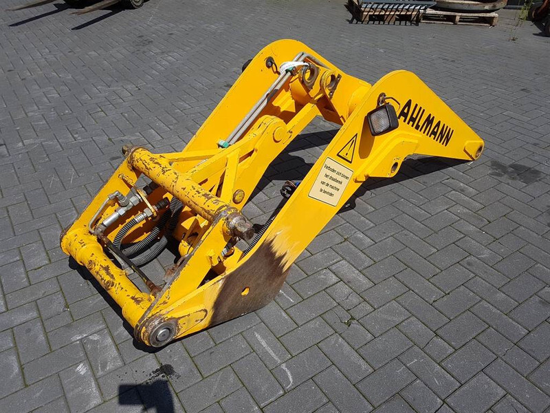 Ahlmann AZ6-4139236O/4139410O-Lifting framework - Стрела для Строительной техники: фото 1