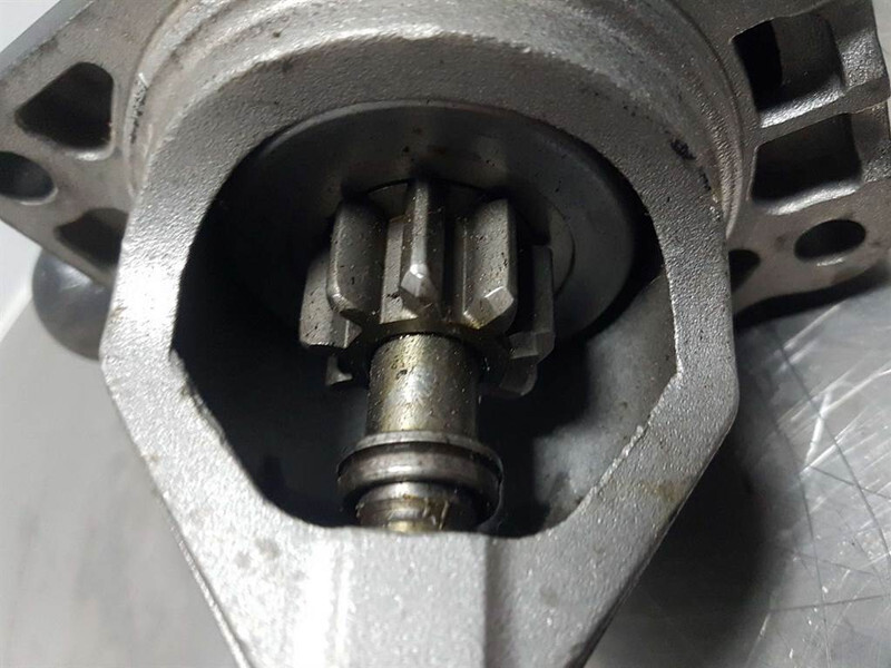 Deutz BF4L913-12V 9T 3,1KW-Starter/Anlasser/Startmotor - Двигатель для Строительной техники: фото 4 Deutz BF4L913-12V 9T 3,1KW-Starter/Anlasser/Startmotor - Двигатель для Строительной техники: фото 4