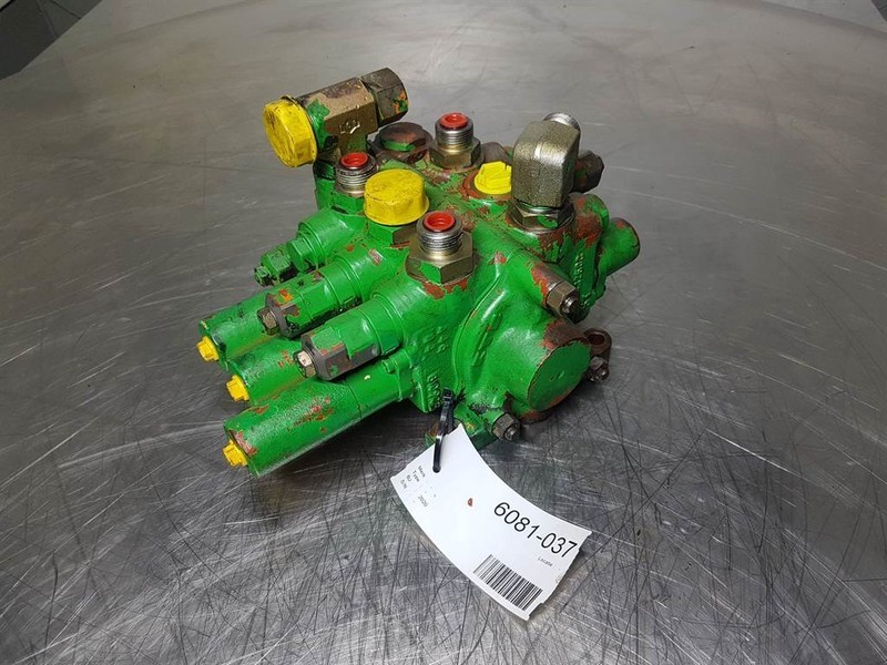 FIAT-HITACHI 21030-43041 - Hitachi W110 A - Valve/Ventiel - Гидравлика: фото 1 FIAT-HITACHI 21030-43041 - Hitachi W110 A - Valve/Ventiel - Гидравлика: фото 1