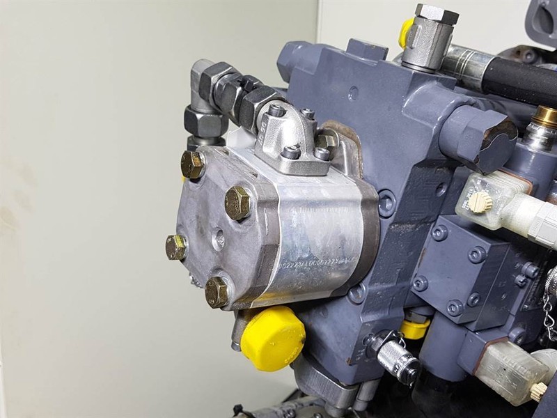 HALDEX WP09A1-1803280 - Vögele - 2136776 - Gearpump - Гидравлика: фото 1 HALDEX WP09A1-1803280 - Vögele - 2136776 - Gearpump - Гидравлика: фото 1