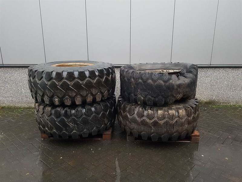 Terex TL210-Solideal 20.5-25-Tire/Reifen/Band - Шины и диски для Строительной техники: фото 1 Terex TL210-Solideal 20.5-25-Tire/Reifen/Band - Шины и диски для Строительной техники: фото 1