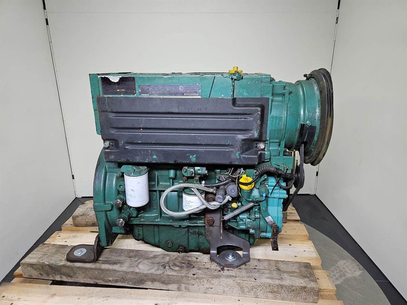 Volvo L30B-Z/SX-D3DCEE2-Deutz BF4L2011-Engine/Motor - Двигатель для Строительной техники: фото 1 Volvo L30B-Z/SX-D3DCEE2-Deutz BF4L2011-Engine/Motor - Двигатель для Строительной техники: фото 1
