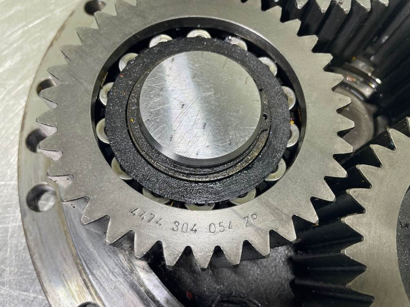 ZF AP-407/CK-4474305249-Planet gear carrier в лизинг ZF AP-407/CK-4474305249-Planet gear carrier: фото 6