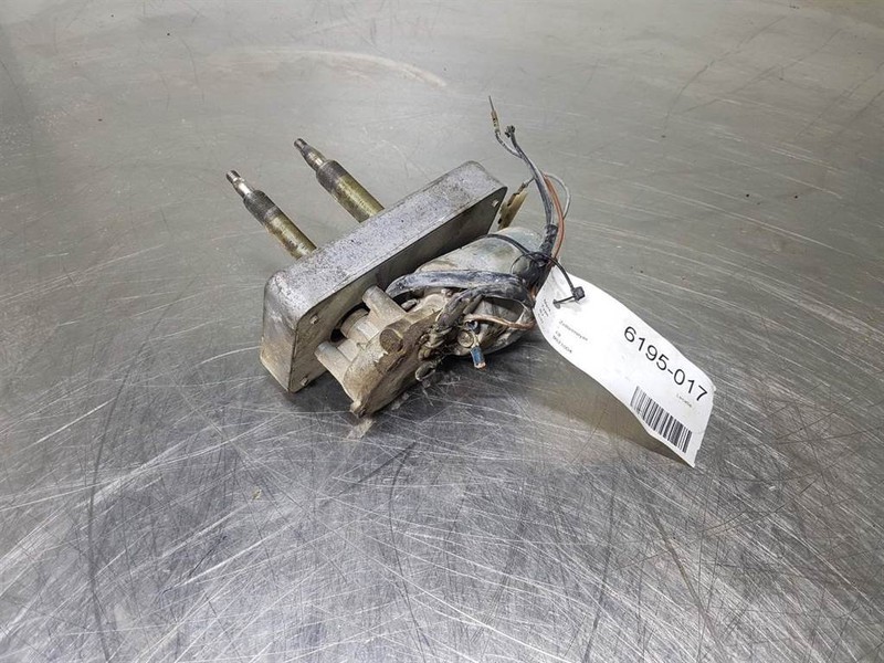 Zettelmeyer ZL1001-Valeo 105317-Wiper motor/Wischermotor - Электрическая система для Строительной техники: фото 1 Zettelmeyer ZL1001-Valeo 105317-Wiper motor/Wischermotor - Электрическая система для Строительной техники: фото 1