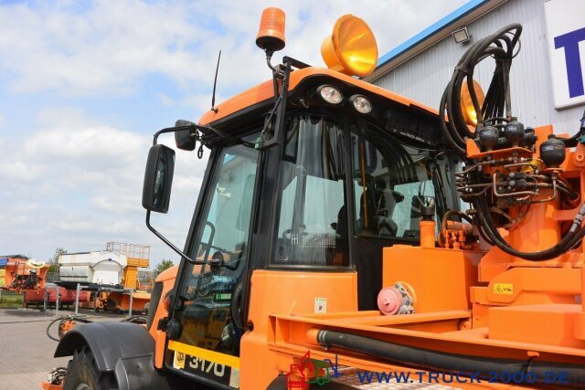 JCB Fastrac 4x4 inklusive Mulag Front u. Heck Mäher в лизинг JCB Fastrac 4x4 inklusive Mulag Front u. Heck Mäher: фото 7