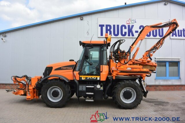 JCB Fastrac 4x4 inklusive Mulag Front u. Heck Mäher в лизинг JCB Fastrac 4x4 inklusive Mulag Front u. Heck Mäher: фото 9