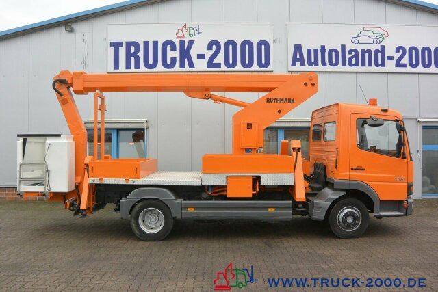 Грузовик с подъемником Mercedes-Benz Atego 815 Ruthmann T170 17m seitl. Auslage 12m: фото 14