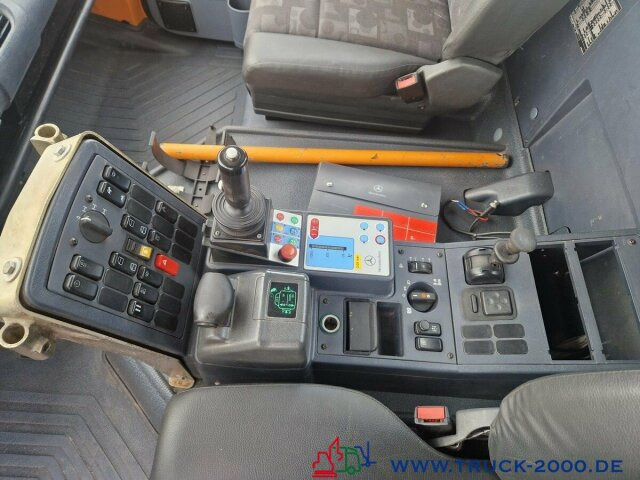 Unimog U300 4x4 Zapfwelle Arbeitsplatte Nur 113.106 KM в лизинг Unimog U300 4x4 Zapfwelle Arbeitsplatte Nur 113.106 KM: фото 6