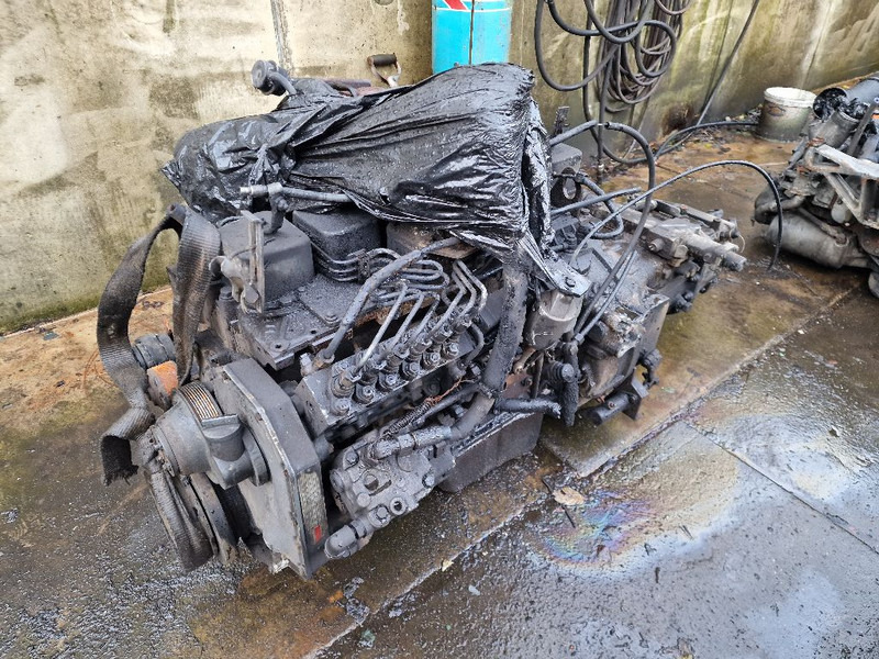 Cummins B215 - Двигатель: фото 1 Cummins B215 - Двигатель: фото 1