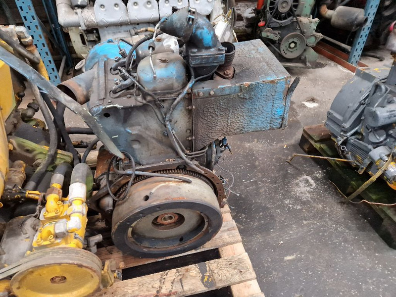 Deutz F2L912 - Двигатель: фото 1