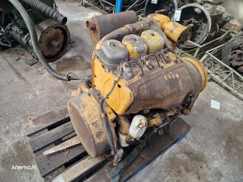 Deutz F3L912 - Двигатель: фото 1