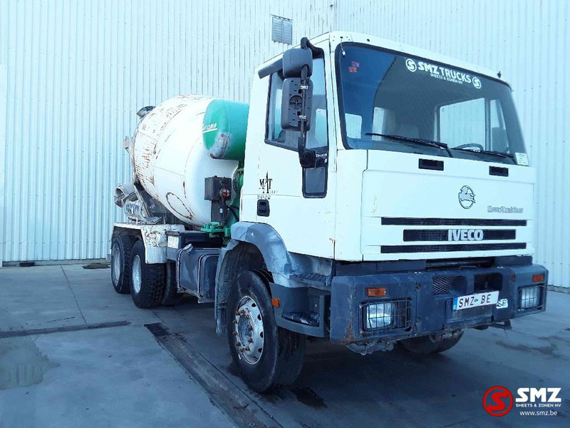 Iveco Eurotrakker 260 E 34 manual pump - Автобетоносмеситель: фото 1