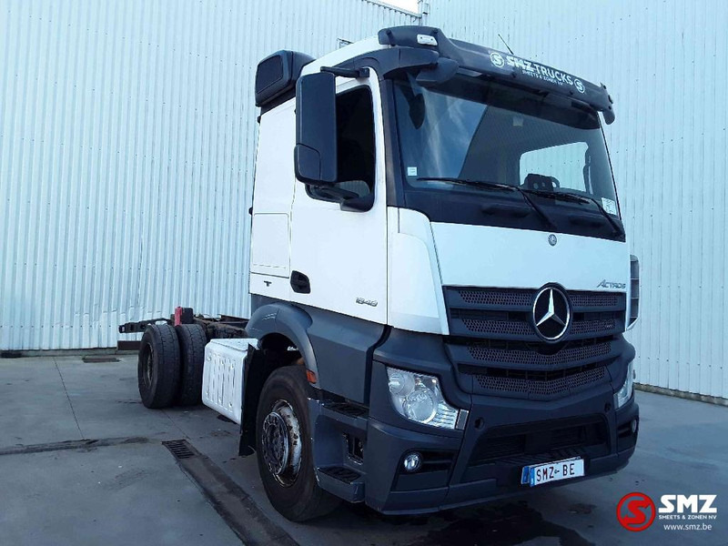 Mercedes-Benz Actros 1848 retarder - Грузовик-шасси: фото 1 Mercedes-Benz Actros 1848 retarder - Грузовик-шасси: фото 1