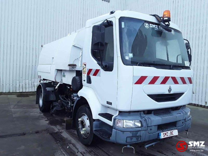 Renault Midlum 220 - Подметально-уборочная машина: фото 1 Renault Midlum 220 - Подметально-уборочная машина: фото 1