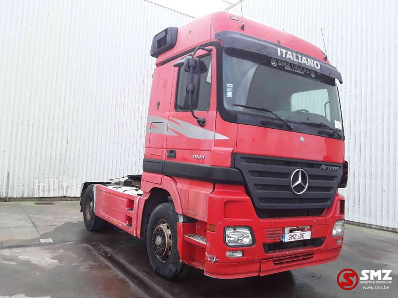 Mercedes-Benz Actros 1844 megaspace 2 tanks - Тягач: фото 1 Mercedes-Benz Actros 1844 megaspace 2 tanks - Тягач: фото 1