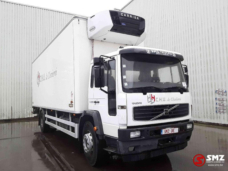 Volvo FL6 220 Carrièr supra 750 - Рефрижератор: фото 1 Volvo FL6 220 Carrièr supra 750 - Рефрижератор: фото 1