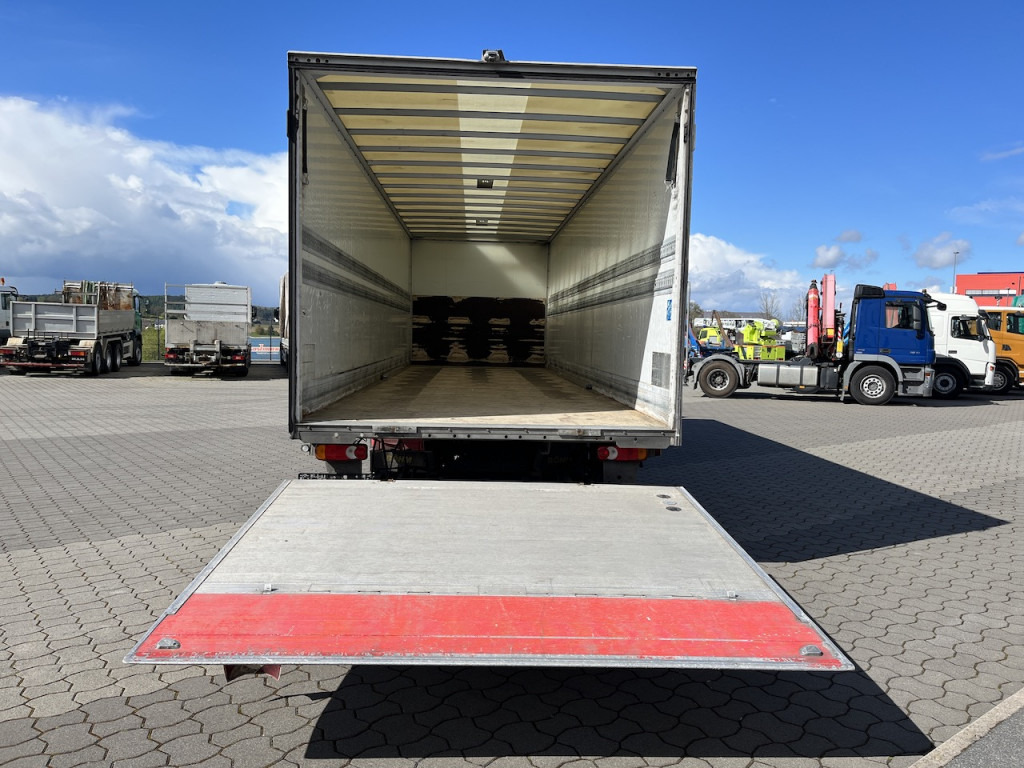 Iveco 120E25 Eurocargo 4x2 Koffer | Ladebordwand - Грузовик: фото 2 Iveco 120E25 Eurocargo 4x2 Koffer | Ladebordwand - Грузовик: фото 2