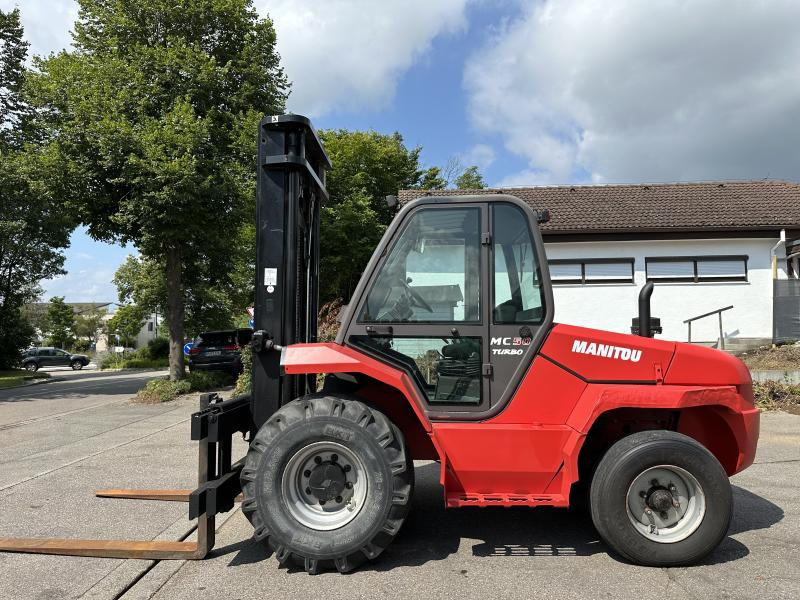 Manitou MC 50 Turbo 5 to Geländestapler Seitenschieb Kabine - Дизельный погрузчик: фото 1 Manitou MC 50 Turbo 5 to Geländestapler Seitenschieb Kabine - Дизельный погрузчик: фото 1