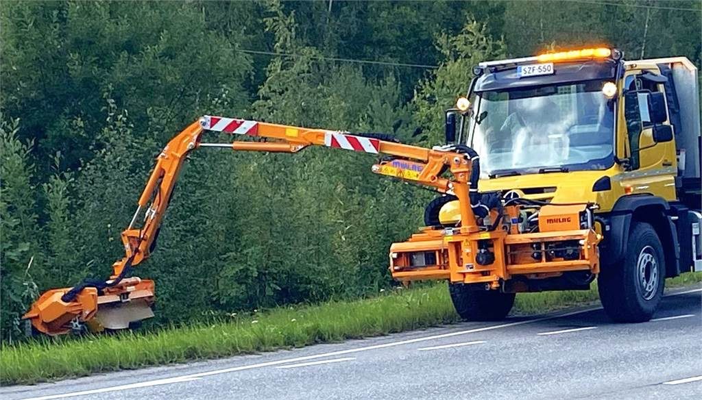 Mercedes-Benz UNIMOG U530/3900 - Коммунальная/ Специальная техника: фото 1 Mercedes-Benz UNIMOG U530/3900 - Коммунальная/ Специальная техника: фото 1