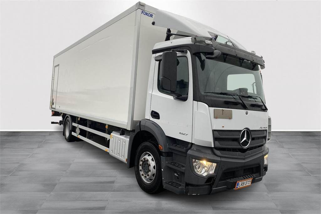 Mercedes-Benz ACTROS 5 SM 1827 L KSA - Грузовик с закрытым кузовом: фото 3 Mercedes-Benz ACTROS 5 SM 1827 L KSA - Грузовик с закрытым кузовом: фото 3