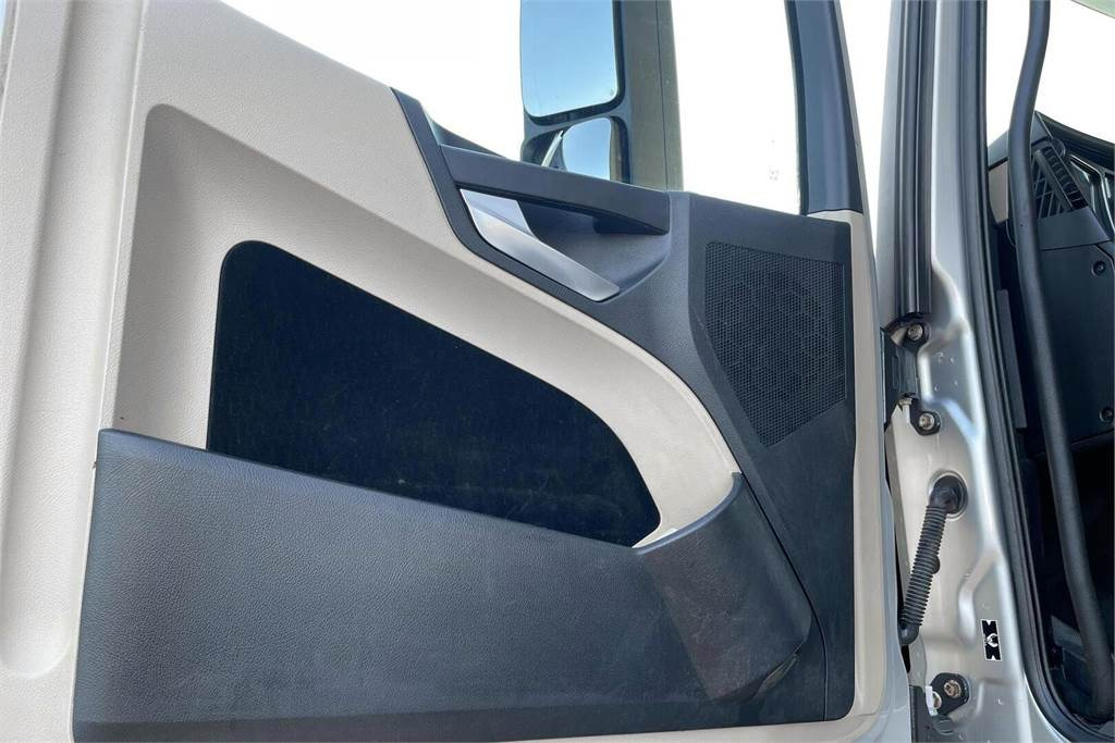 Mercedes-Benz ACTROS L 2551 6x2 FRC 06/2027 в лизинг Mercedes-Benz ACTROS L 2551 6x2 FRC 06/2027: фото 10