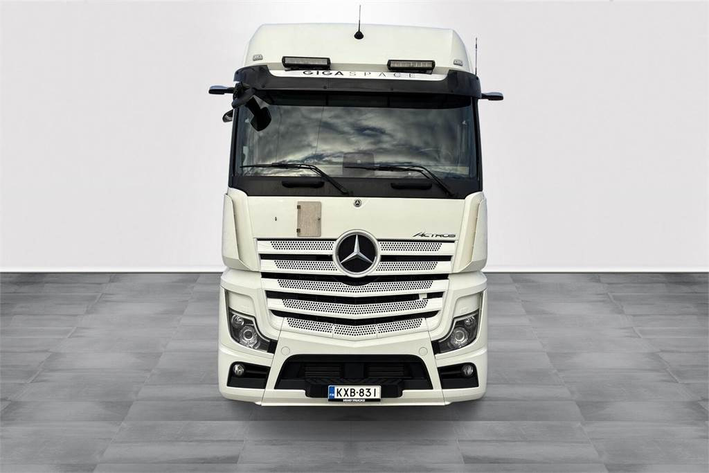 Mercedes-Benz ACTROS 5 2551 LS 6x2 - Тягач: фото 2 Mercedes-Benz ACTROS 5 2551 LS 6x2 - Тягач: фото 2