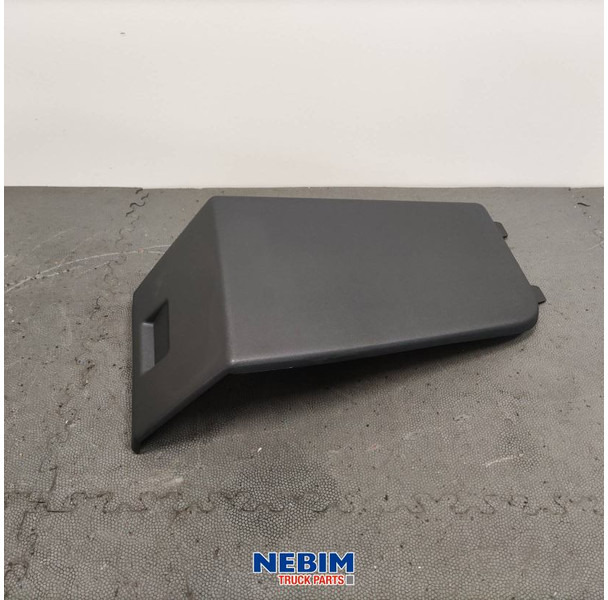Volvo Volvo - 20733812 - Deksel bumper FE links - Запчасти для Грузовиков: фото 1 Volvo Volvo - 20733812 - Deksel bumper FE links - Запчасти для Грузовиков: фото 1